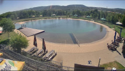 Koupací jezero