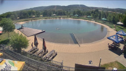 Koupací jezero