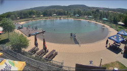 Koupací jezero