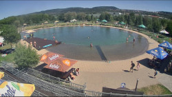 Koupací jezero