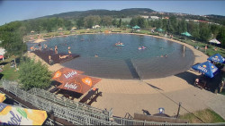 Koupací jezero