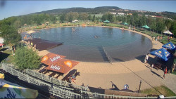 Koupací jezero