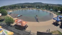 Koupací jezero