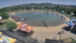 Koupací jezero