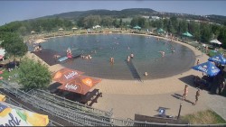 Koupací jezero