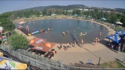 Koupací jezero