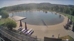 Koupací jezero