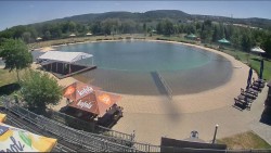 Koupací jezero