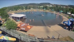 Koupací jezero