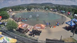Koupací jezero