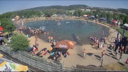 Koupací jezero