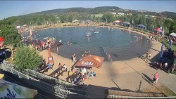 Koupací jezero