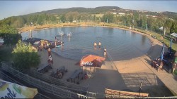 Koupací jezero
