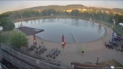 Koupací jezero