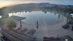 Koupací jezero