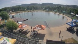 Koupací jezero