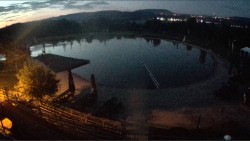 Koupací jezero