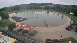 Koupací jezero