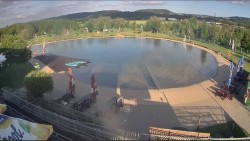Koupací jezero