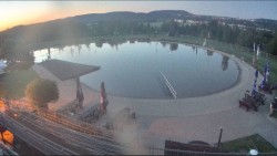 Koupací jezero
