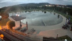 Koupací jezero