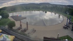 Koupací jezero