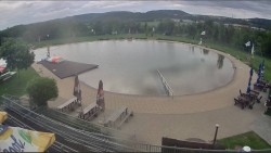 Koupací jezero