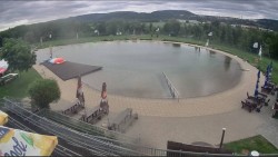 Koupací jezero