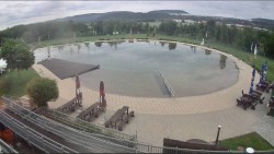Koupací jezero