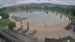 Koupací jezero