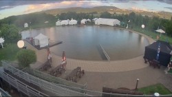 Koupací jezero