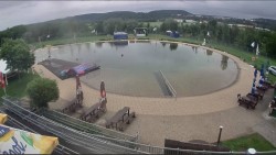 Koupací jezero