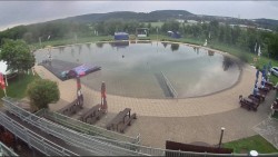 Koupací jezero