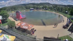 Koupací jezero