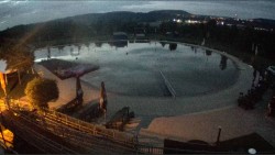 Koupací jezero
