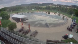 Koupací jezero