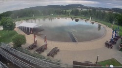 Koupací jezero
