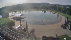 Koupací jezero