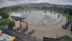 Koupací jezero
