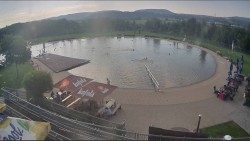 Koupací jezero