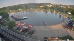 Koupací jezero