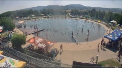 Koupací jezero