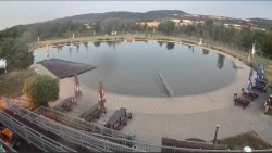 Koupací jezero