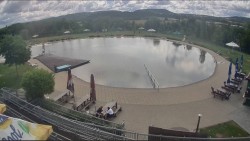 Koupací jezero