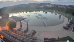 Koupací jezero
