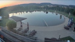 Koupací jezero