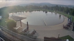 Koupací jezero