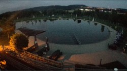 Koupací jezero