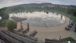Koupací jezero