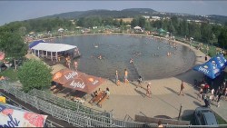 Koupací jezero